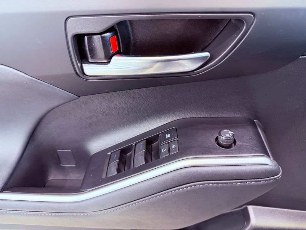 Used 2022 Toyota Highlander XSE image 21