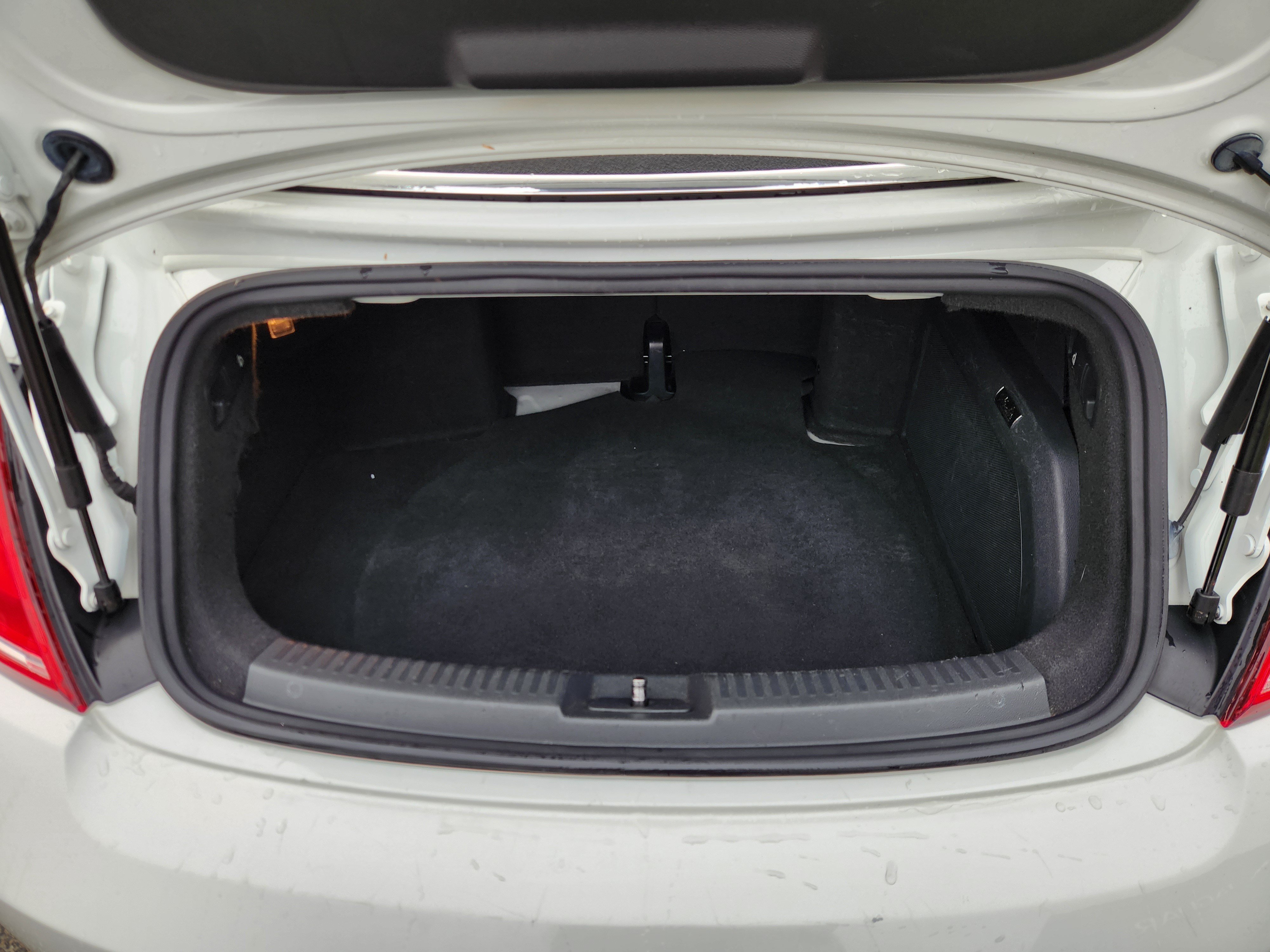 Used 2014 Volkswagen Beetle 1.8T FWD image 17