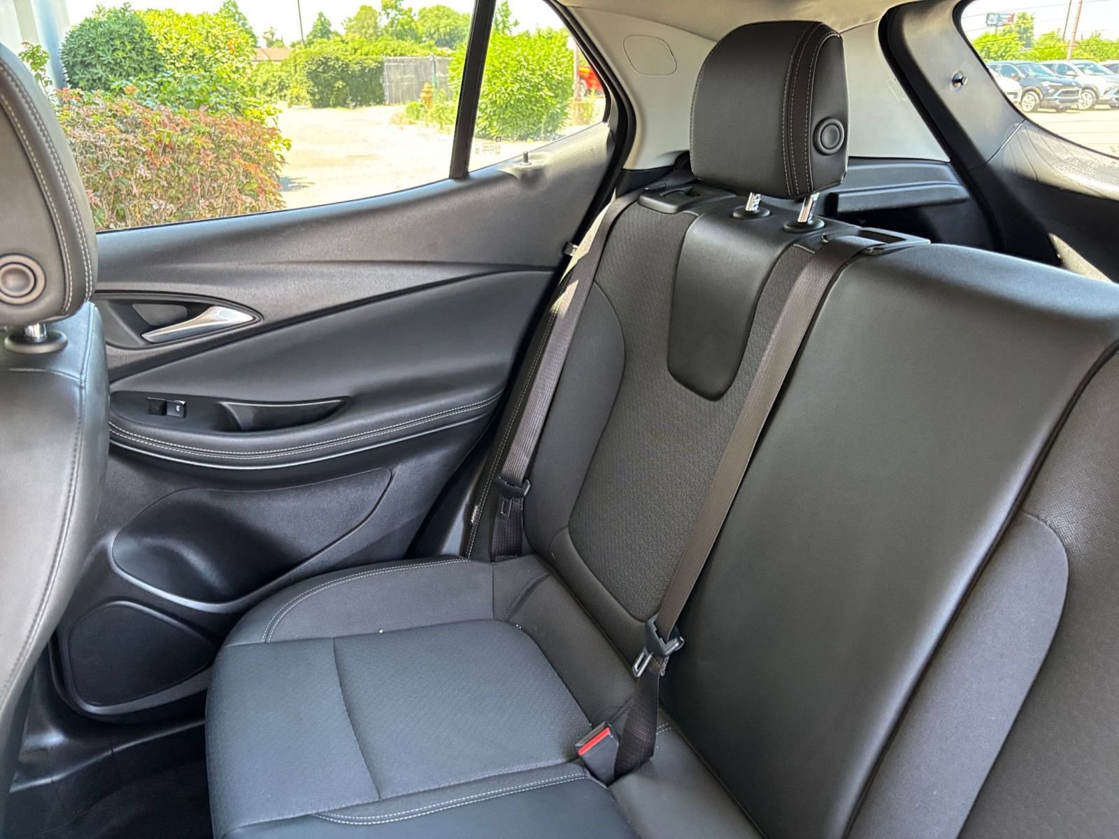 Used 2025 Buick Encore GX Preferred FWD image 70