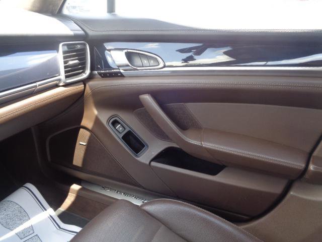 Used 2015 Porsche Panamera 4S Executive image 37