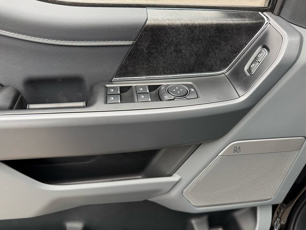 New 2025 Ford F150 Lightning Flash AWD/4WD image 8