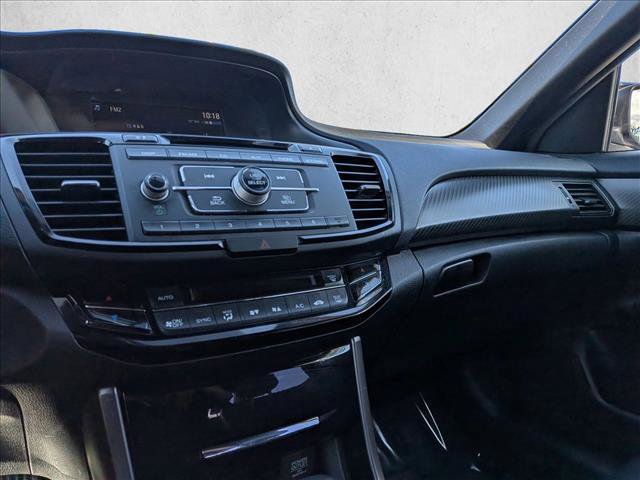 Used 2016 Honda Accord Sport image 13