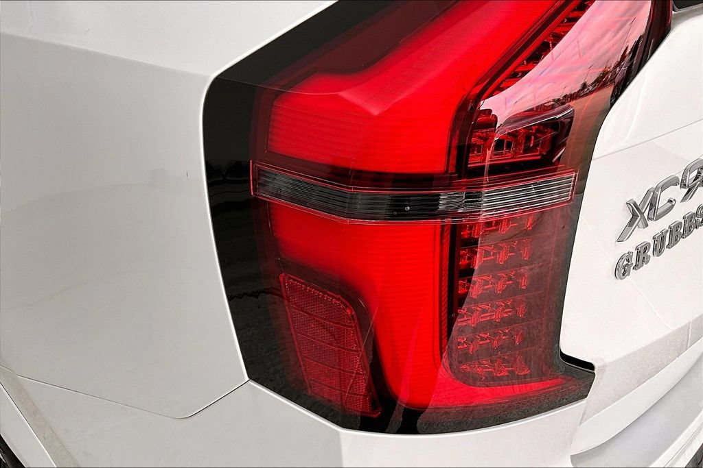 New 2026 Volvo XC90 B5 Plus AWD/4WD image 41