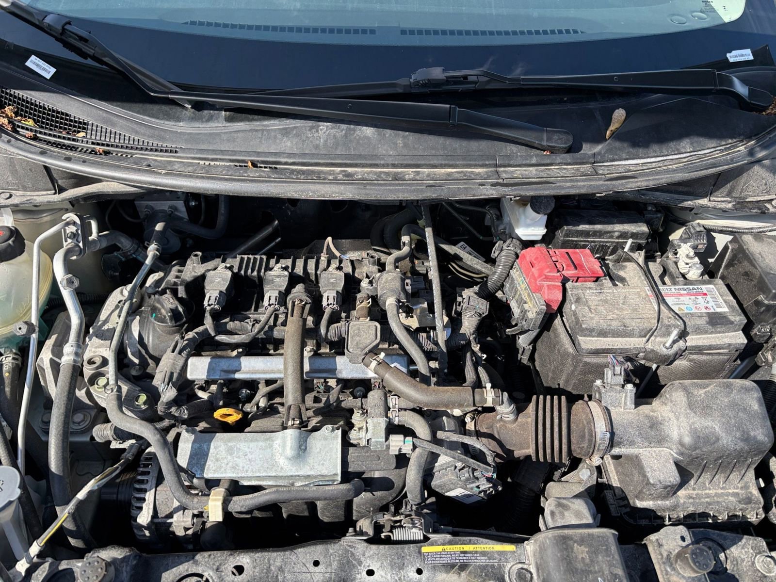 Used 2025 Nissan Versa SV FWD image 30