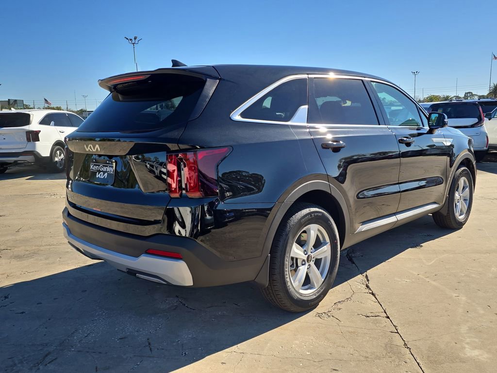 New 2026 Kia Sorento LX FWD image 8