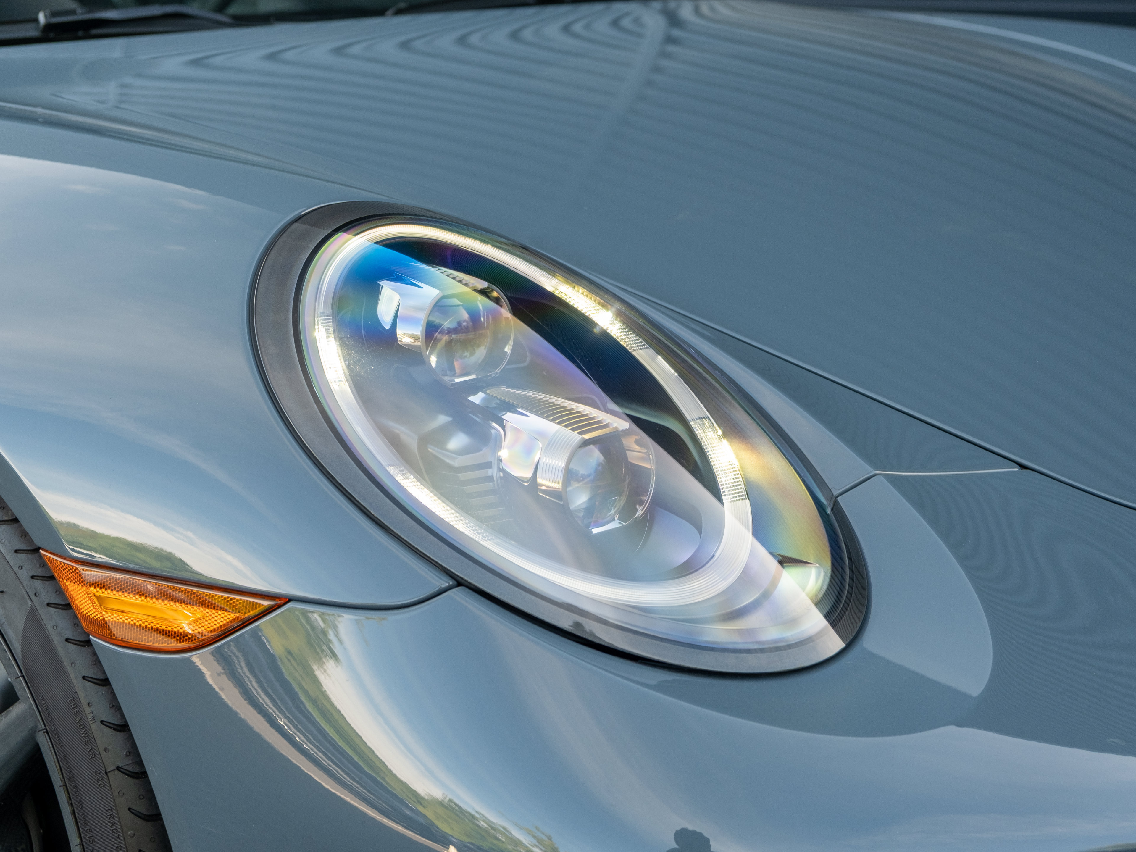 Certified 2019 Porsche 911 Turbo S AWD/4WD image 16