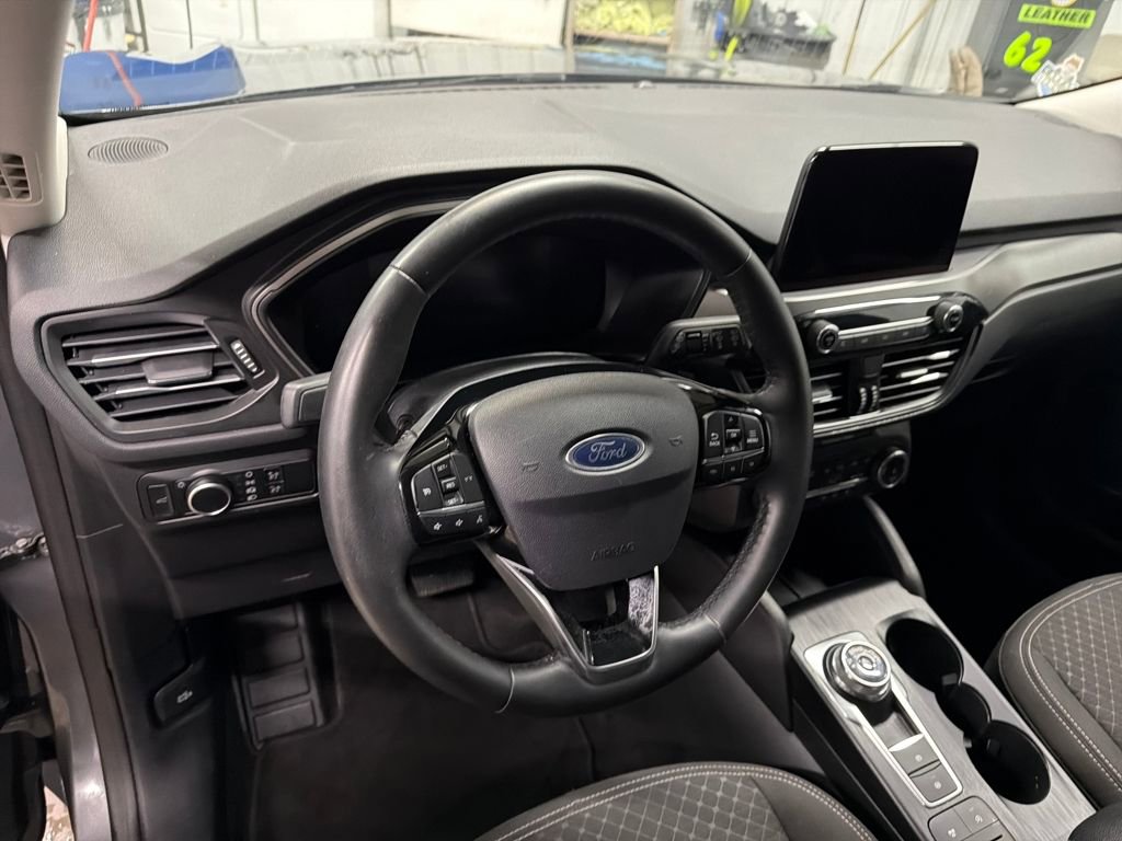 Used 2024 Ford Escape Active w/ Cold Weather Package image 13