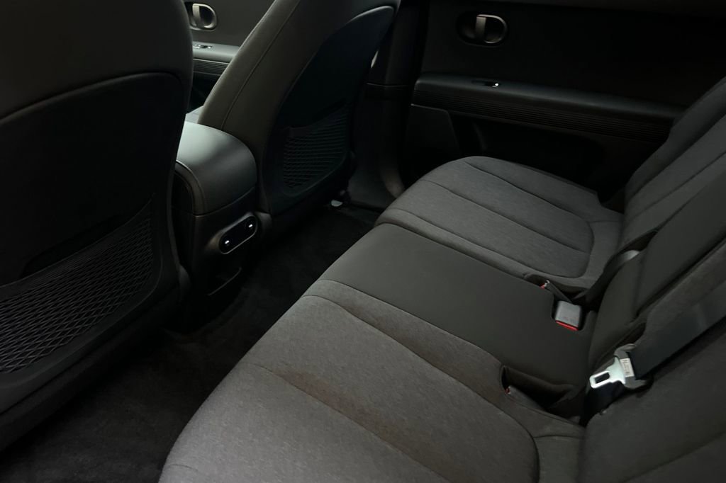 New 2026 Hyundai Ioniq 5 SE image 10