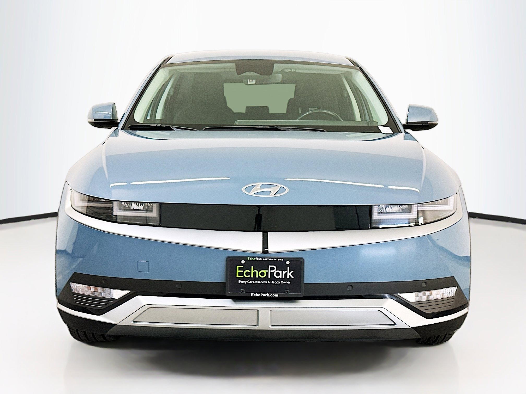 Used 2024 Hyundai Ioniq 5 SEL image 2