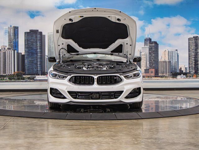 Used 2026 BMW M850i xDrive Coupe image 4