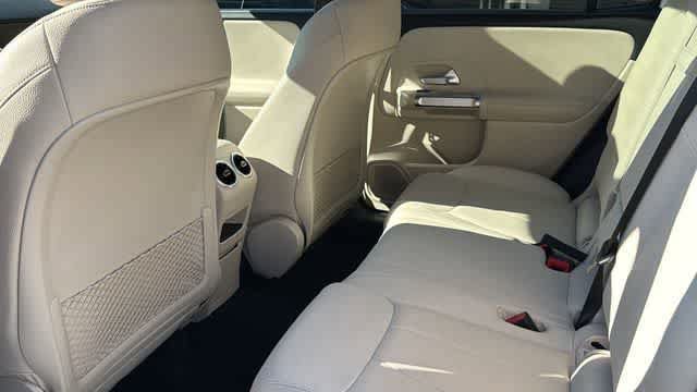 Certified 2025 Mercedes-Benz GLB 250 4MATIC image 28