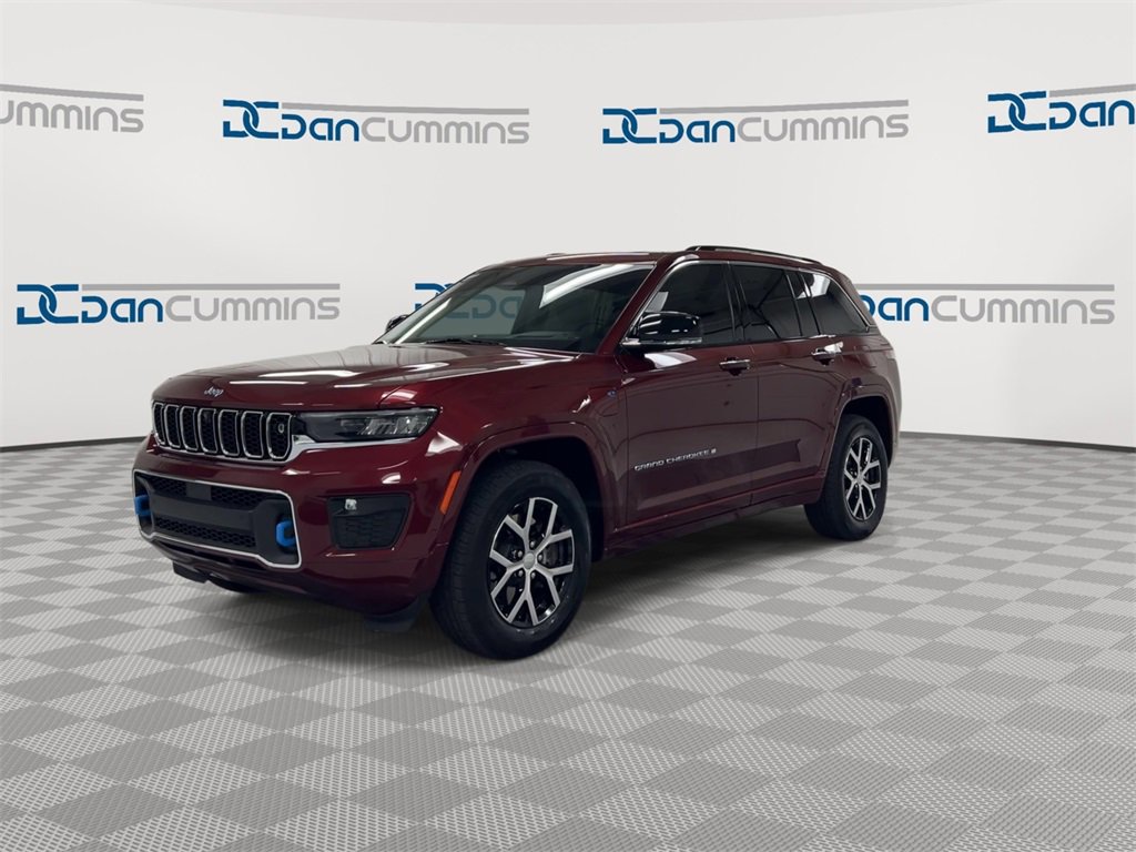 Used 2022 Jeep Grand Cherokee Overland w/ Advanced Protech Group III image 4