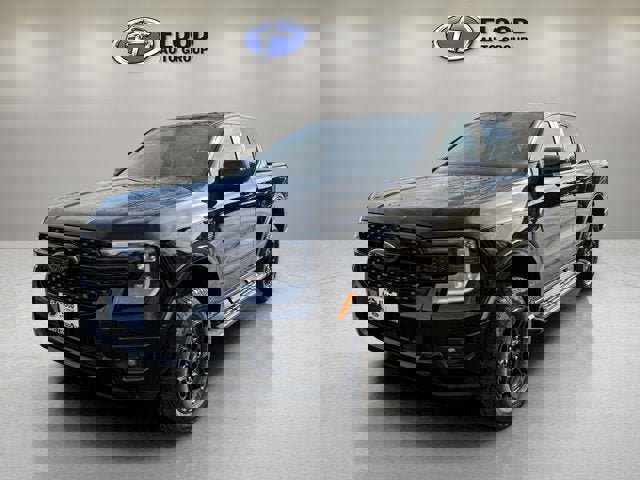 New 2025 Ford Ranger Lariat w/ Black Appearance Package image 3