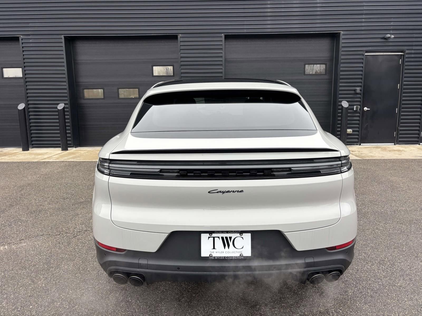 New 2026 Porsche Cayenne Coupe image 9