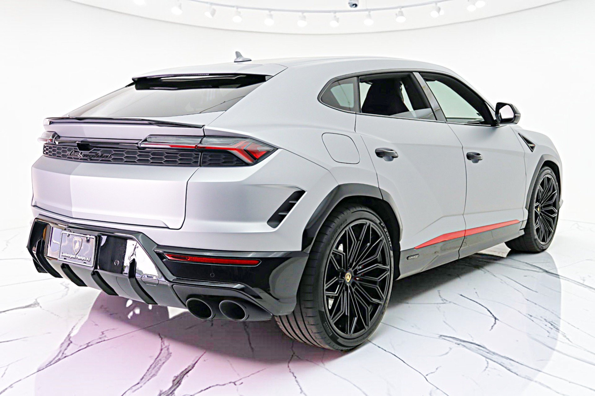Used 2025 Lamborghini Urus S AWD/4WD image 11