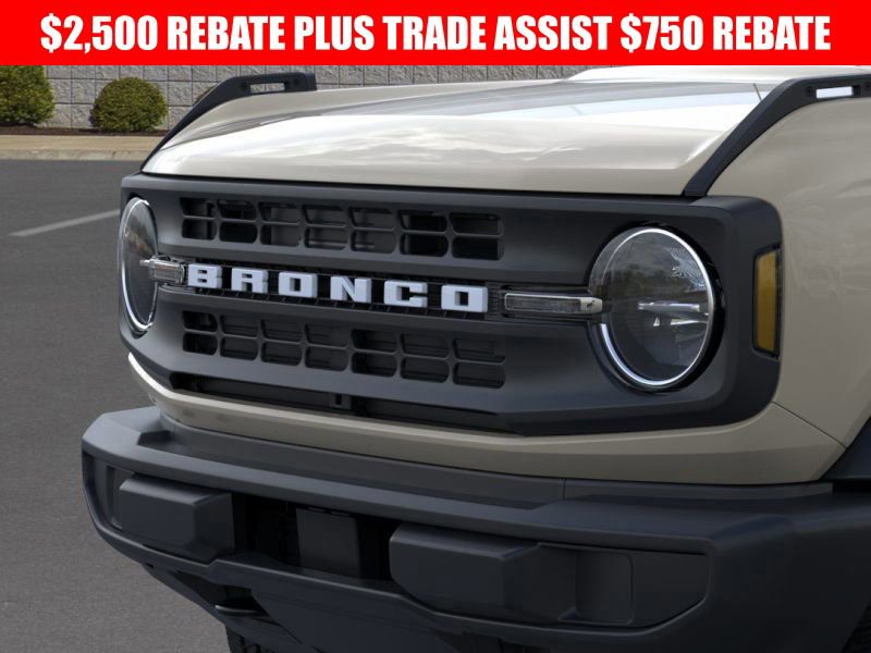 New 2025 Ford Bronco 4-Door image 19