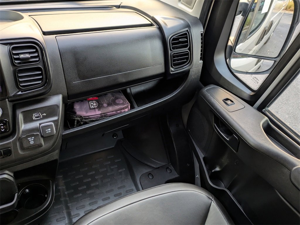 Used 2023 RAM ProMaster 3500 w/ Safety Group image 17