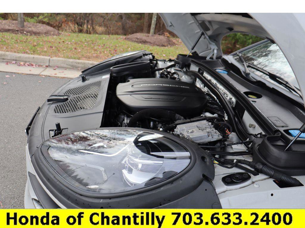 Used 2021 Porsche Macan image 35
