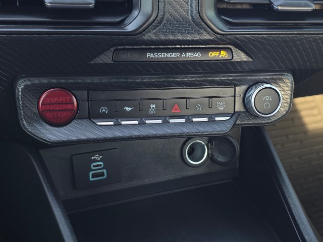 Used 2024 Ford Mustang Coupe RWD image 11
