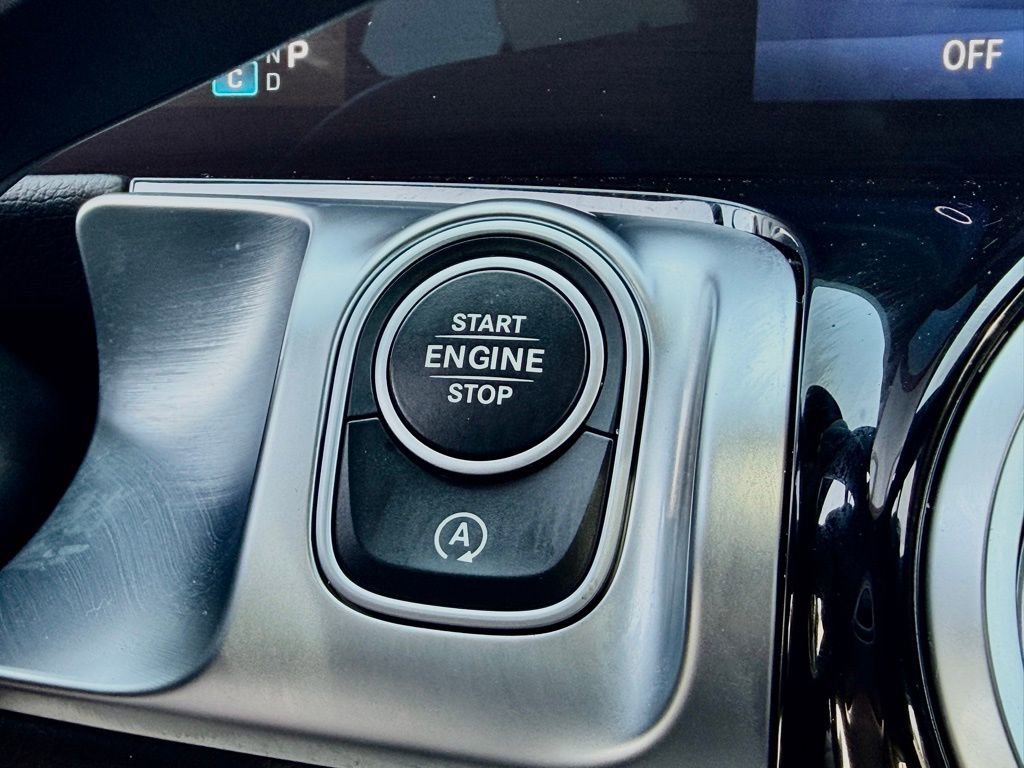 Certified 2026 Mercedes-Benz GLB 250 image 27