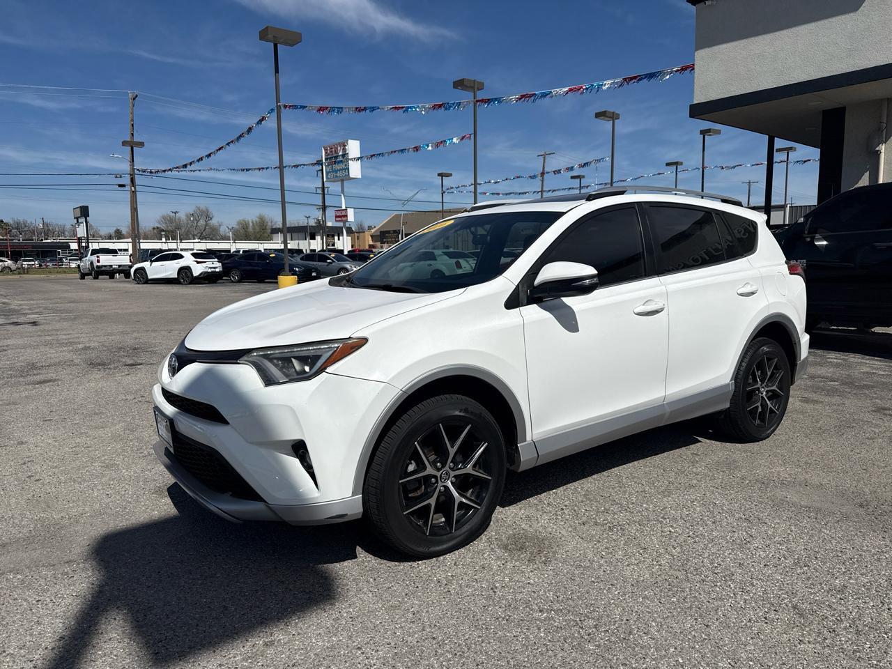 Used 2016 Toyota RAV4 SE FWD image 2