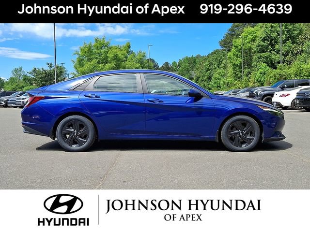 Certified 2022 Hyundai Elantra SEL FWD image 27