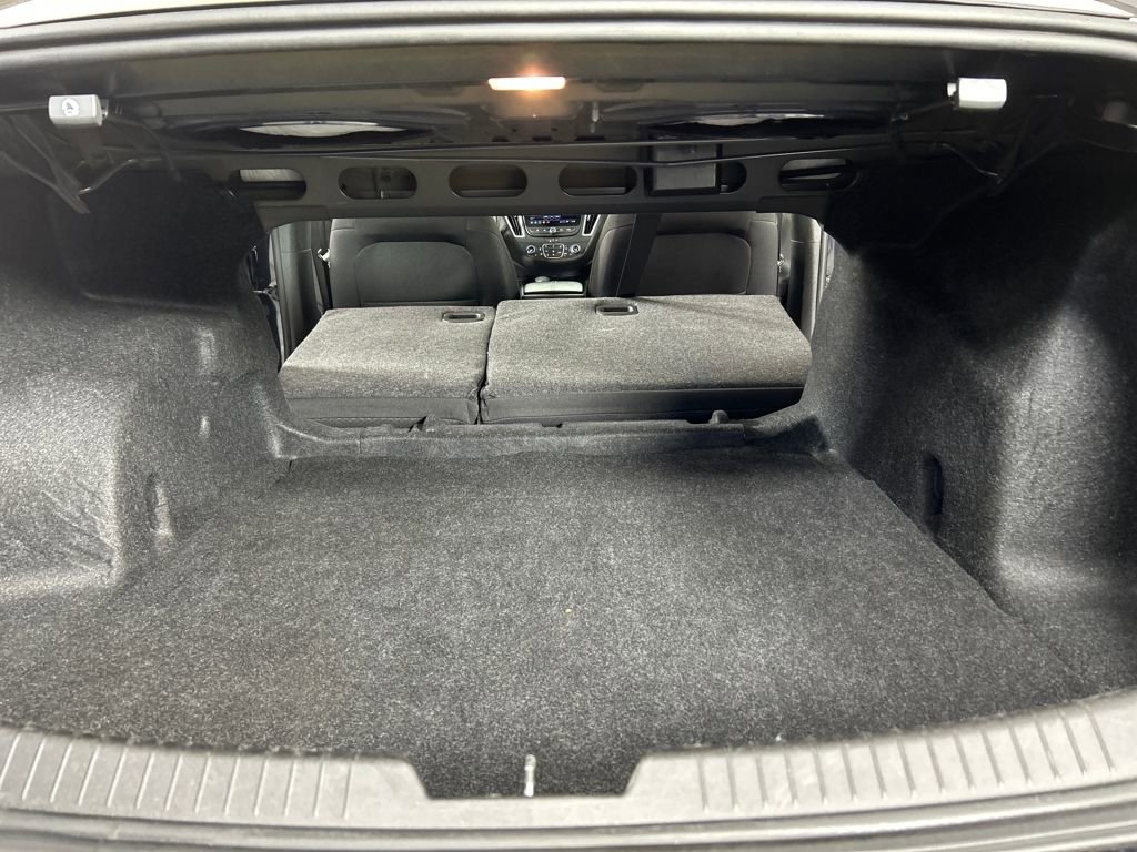 Used 2023 Chevrolet Malibu LT image 20