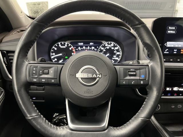 Used 2023 Nissan Rogue SL w/ SL Premium Package image 18