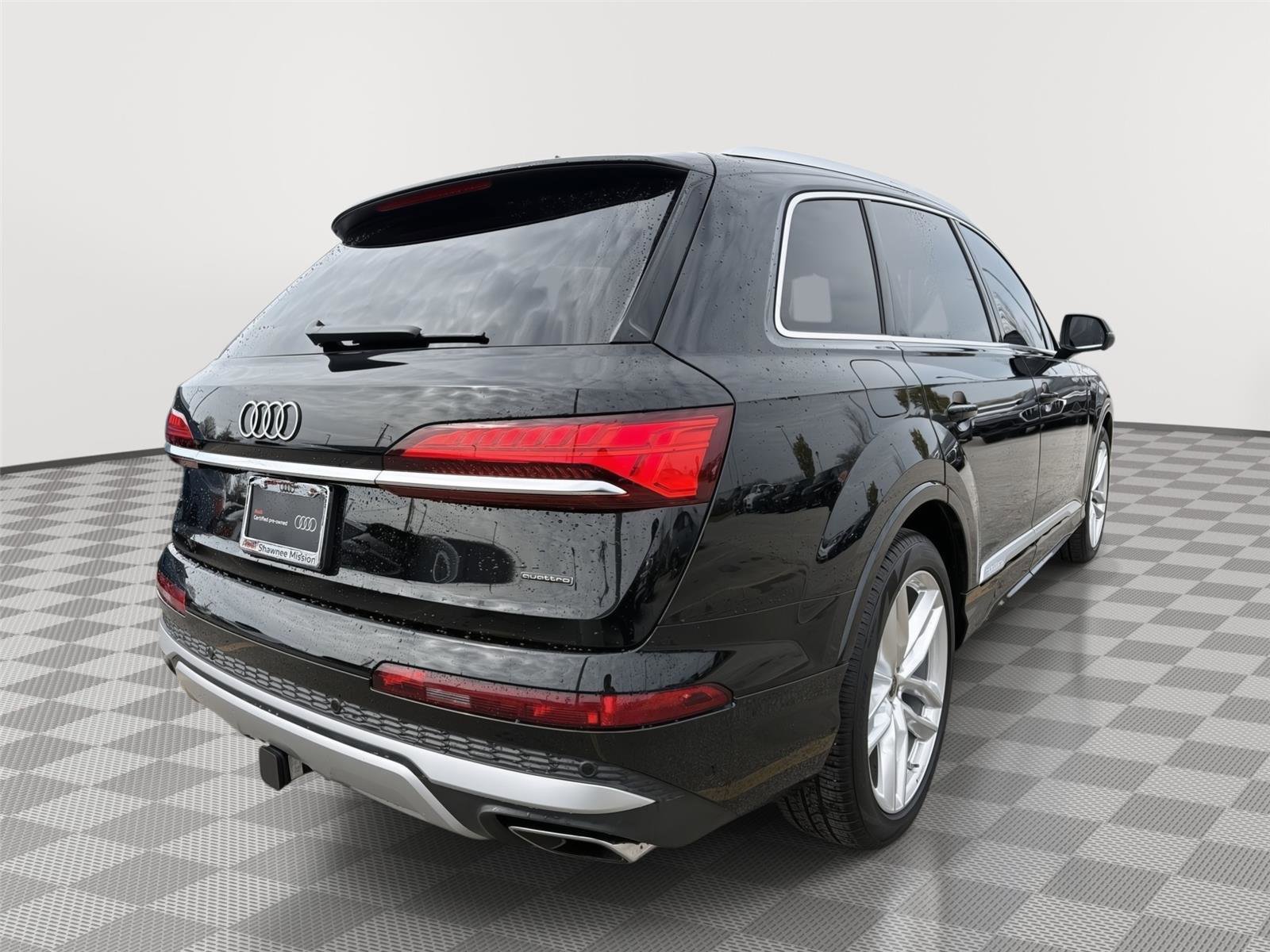 Certified 2025 Audi Q7 3.0T Premium Plus AWD/4WD image 5
