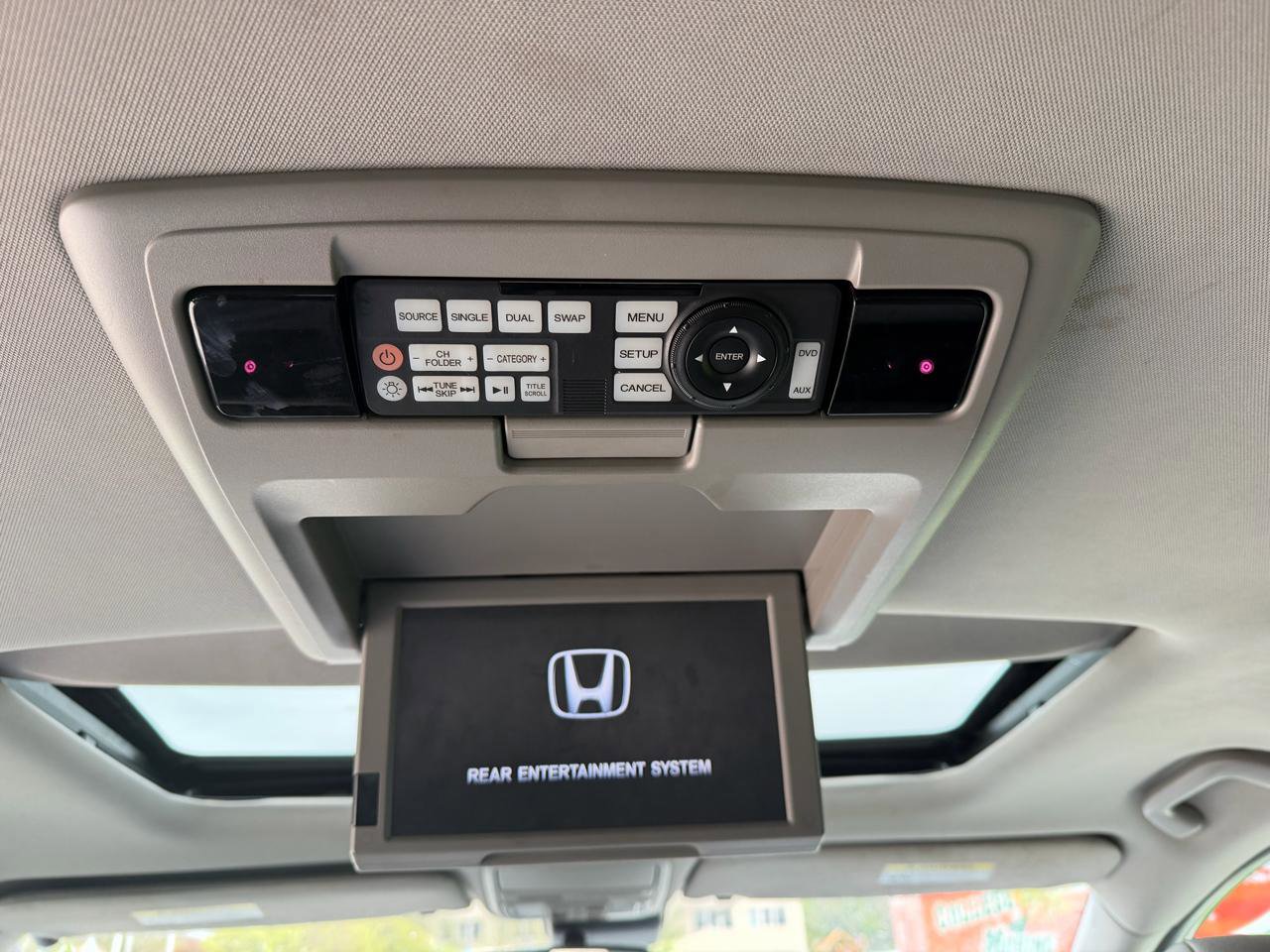 Used 2014 Honda Odyssey Touring image 11