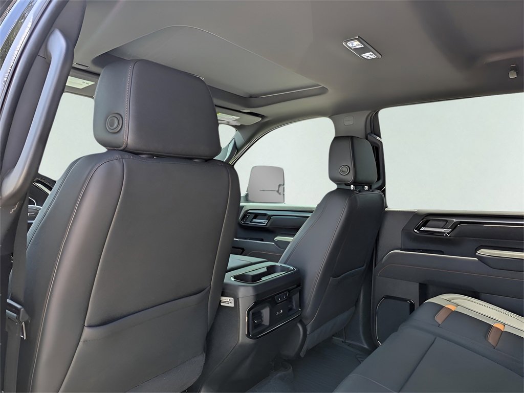 New 2025 GMC Sierra 2500 AT4 w/ AT4 Premium Plus Package image 25
