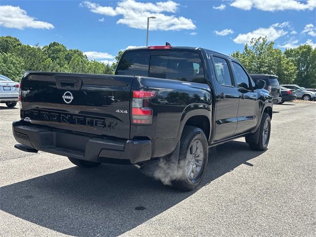 New 2025 Nissan Frontier SV image 4