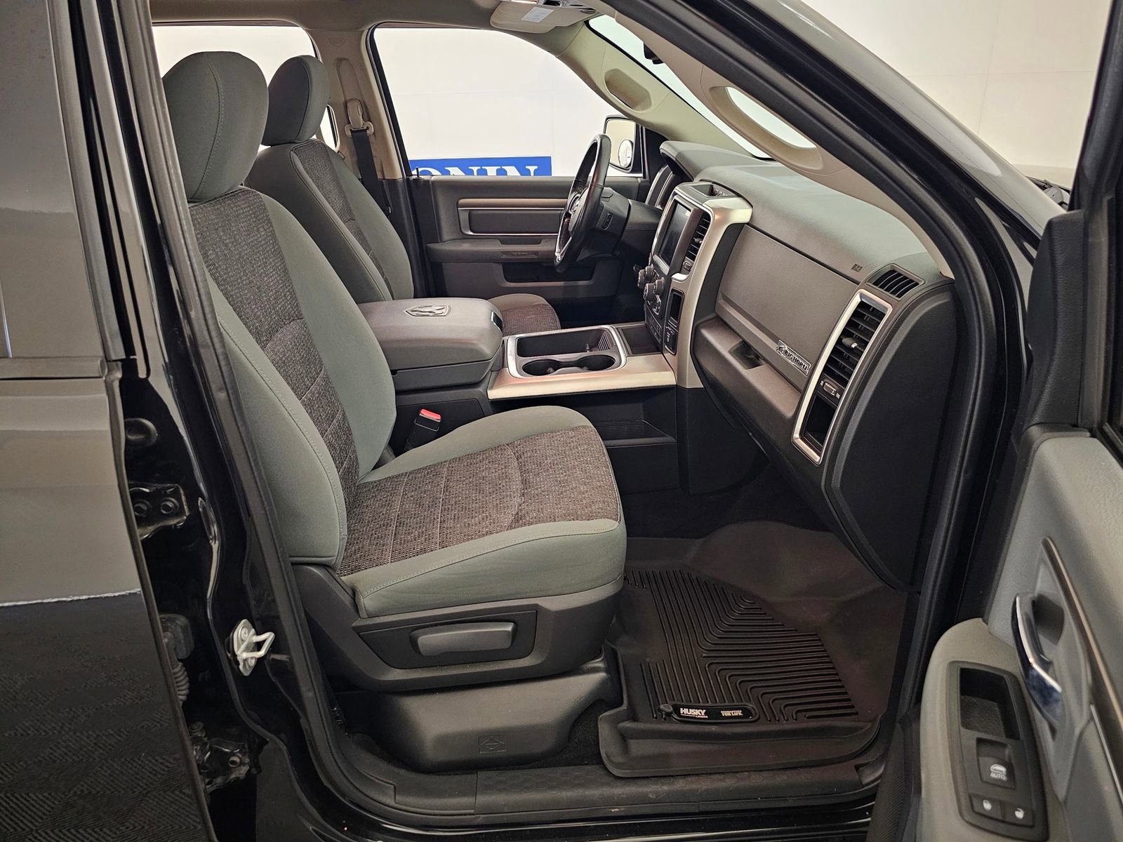 Used 2017 RAM 1500 Big Horn image 31