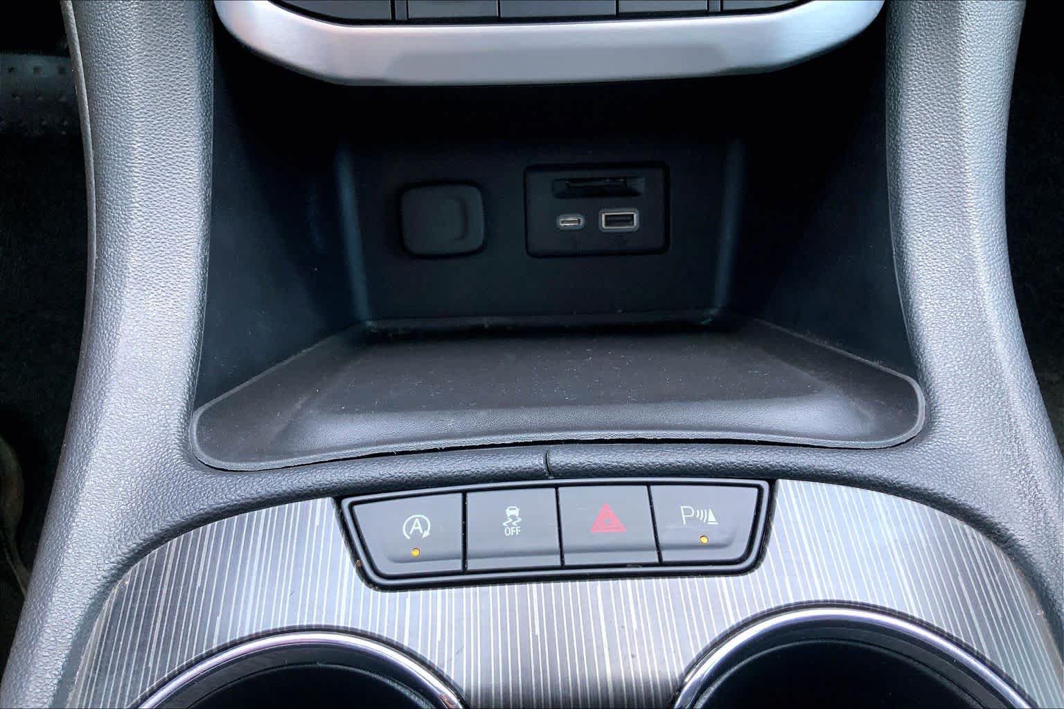 Used 2020 GMC Acadia SLT w/ Driver Alert Package II FWD image 28