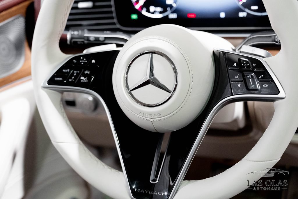 Used 2026 Mercedes-Benz Maybach GLS 600 4MATIC image 37