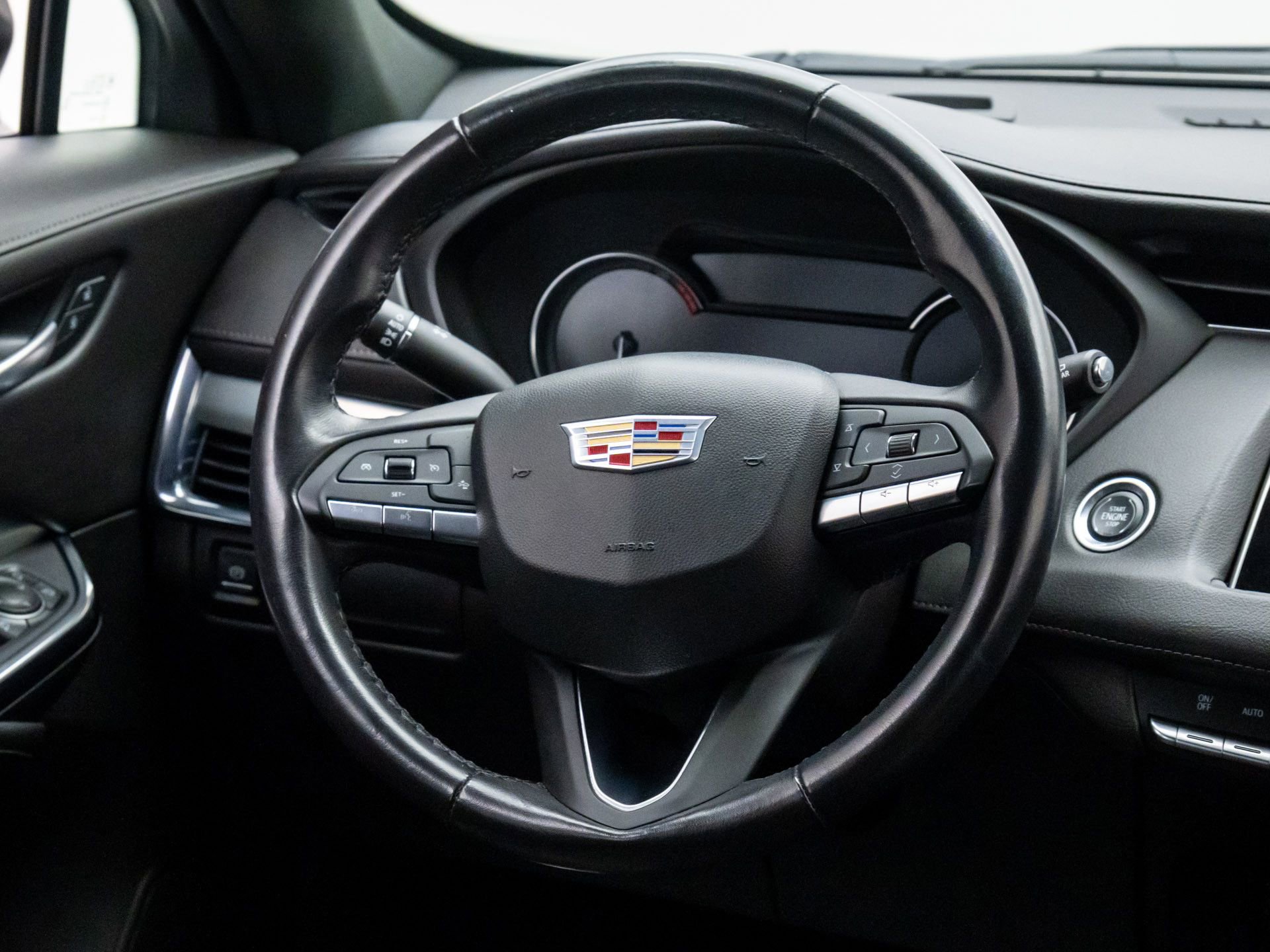 Certified 2023 Cadillac XT4 Premium Luxury image 12