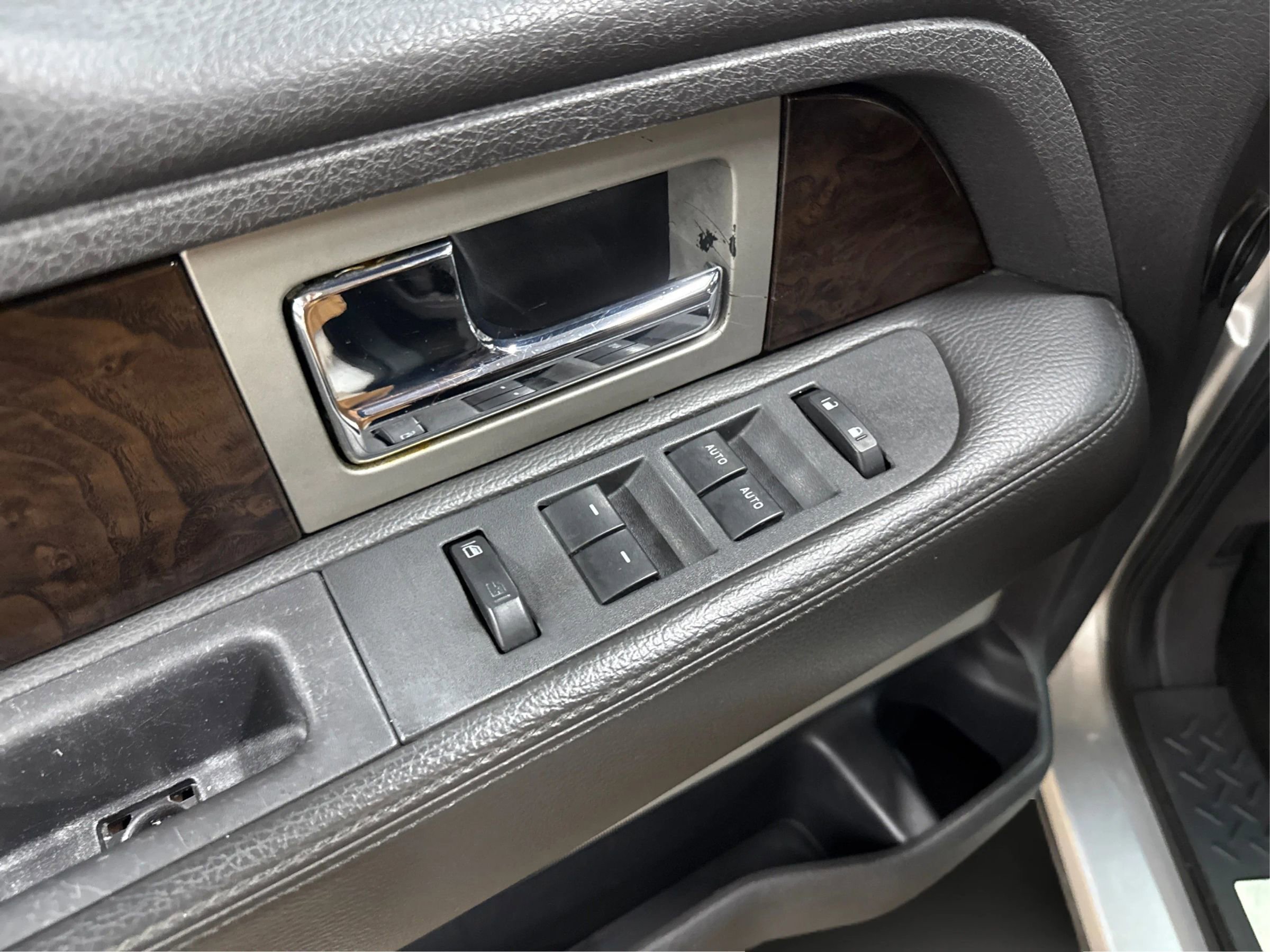 Used 2013 Ford F150 Platinum RWD image 26