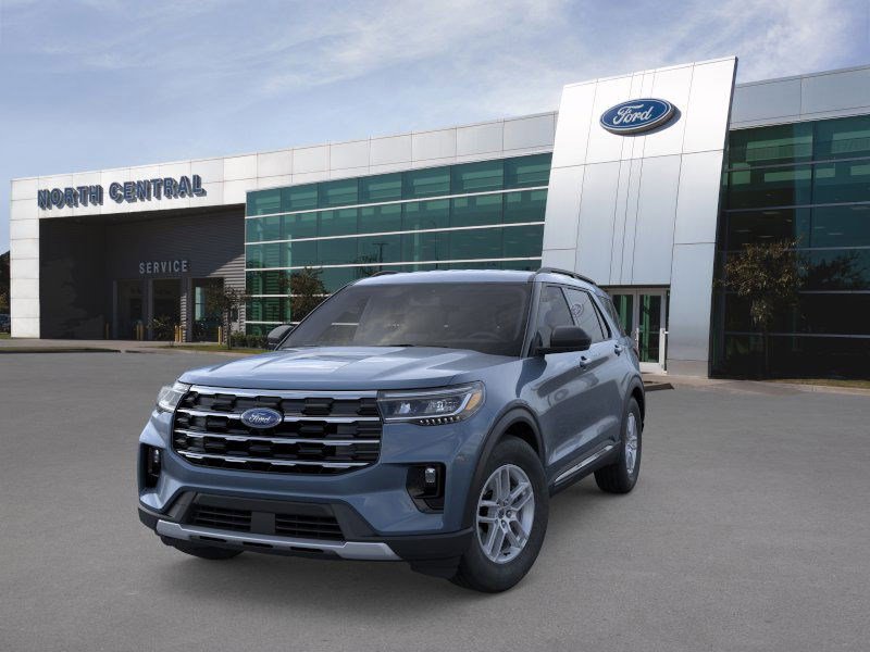 New 2025 Ford Explorer Active image 2