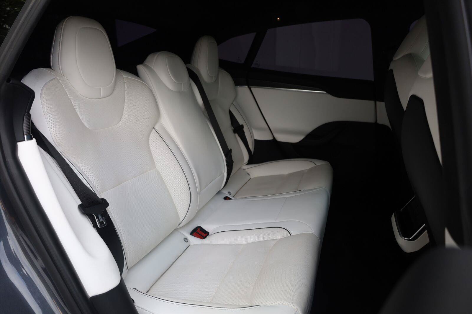 Used 2022 Tesla Model S Plaid AWD/4WD image 20
