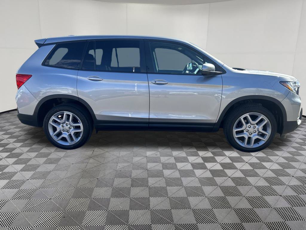 Used 2025 Honda Passport EX-L image 9