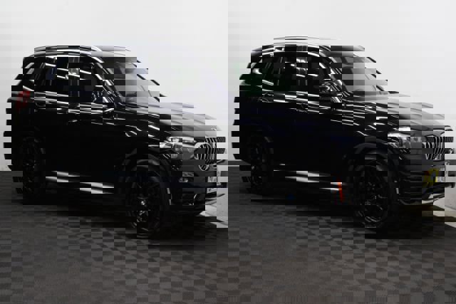 Used 2019 BMW X3 sDrive30i w/ Driving Assistance Package image 4