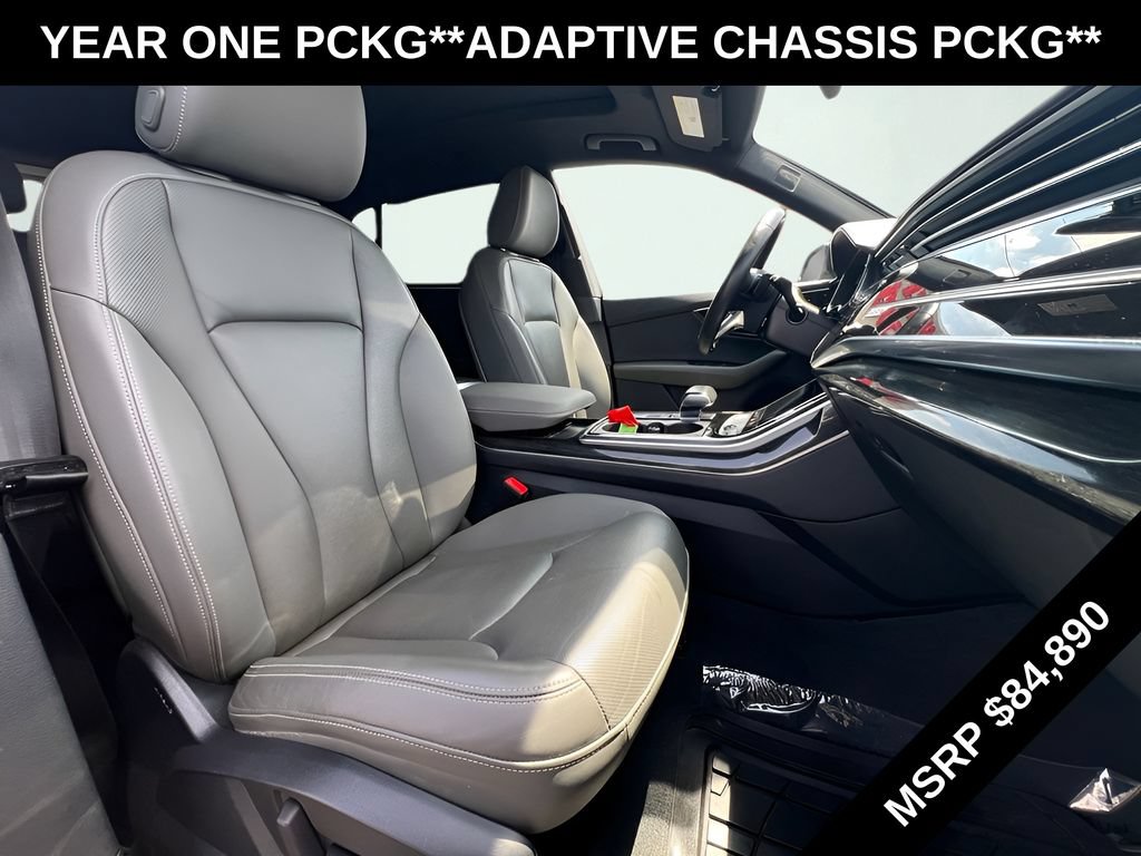 Used 2019 Audi Q8 Prestige w/ Adaptive Chassis Package AWD/4WD image 40