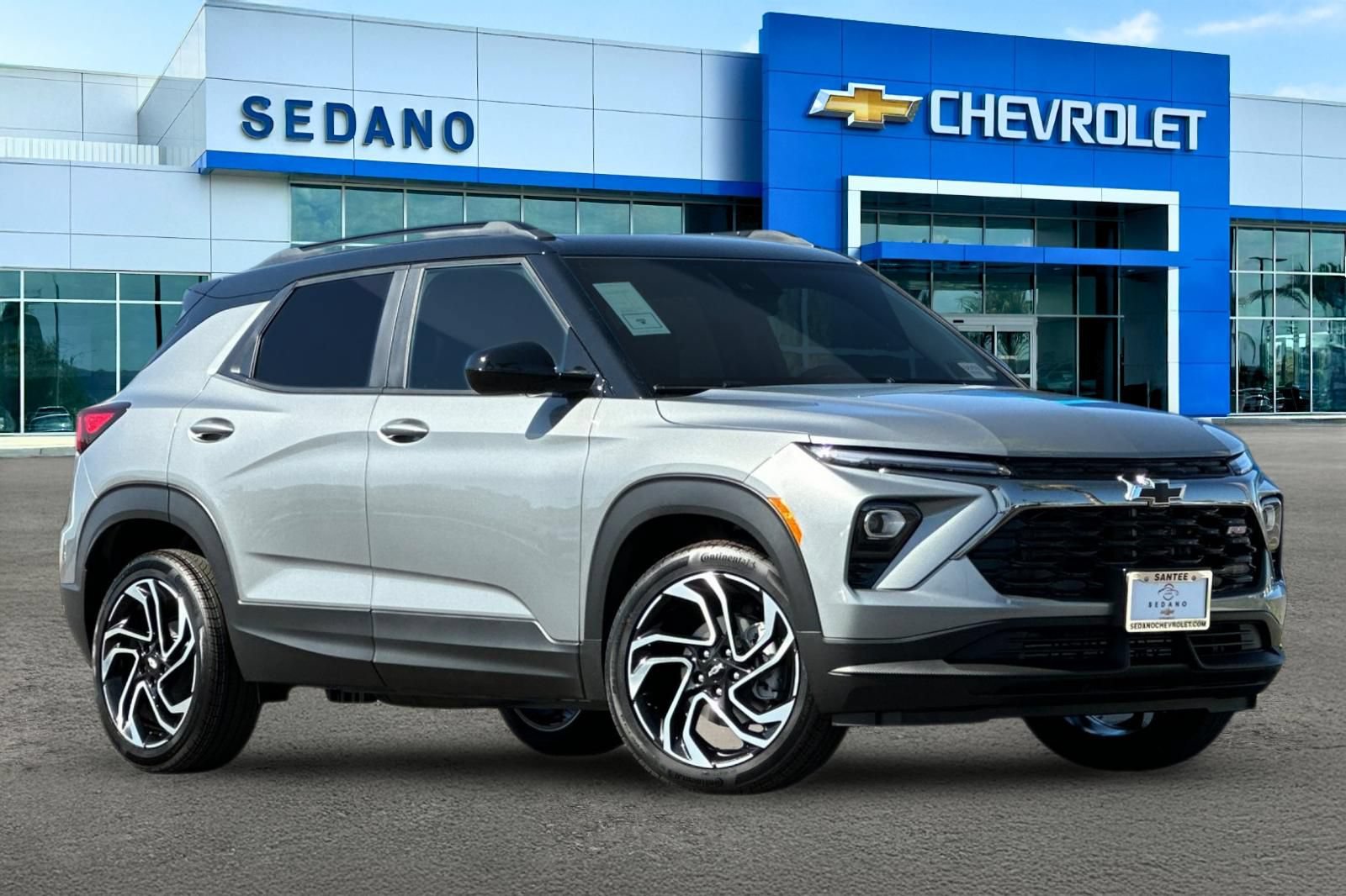 New 2026 Chevrolet TrailBlazer RS w/ Driver Confidence Package FWD image 2