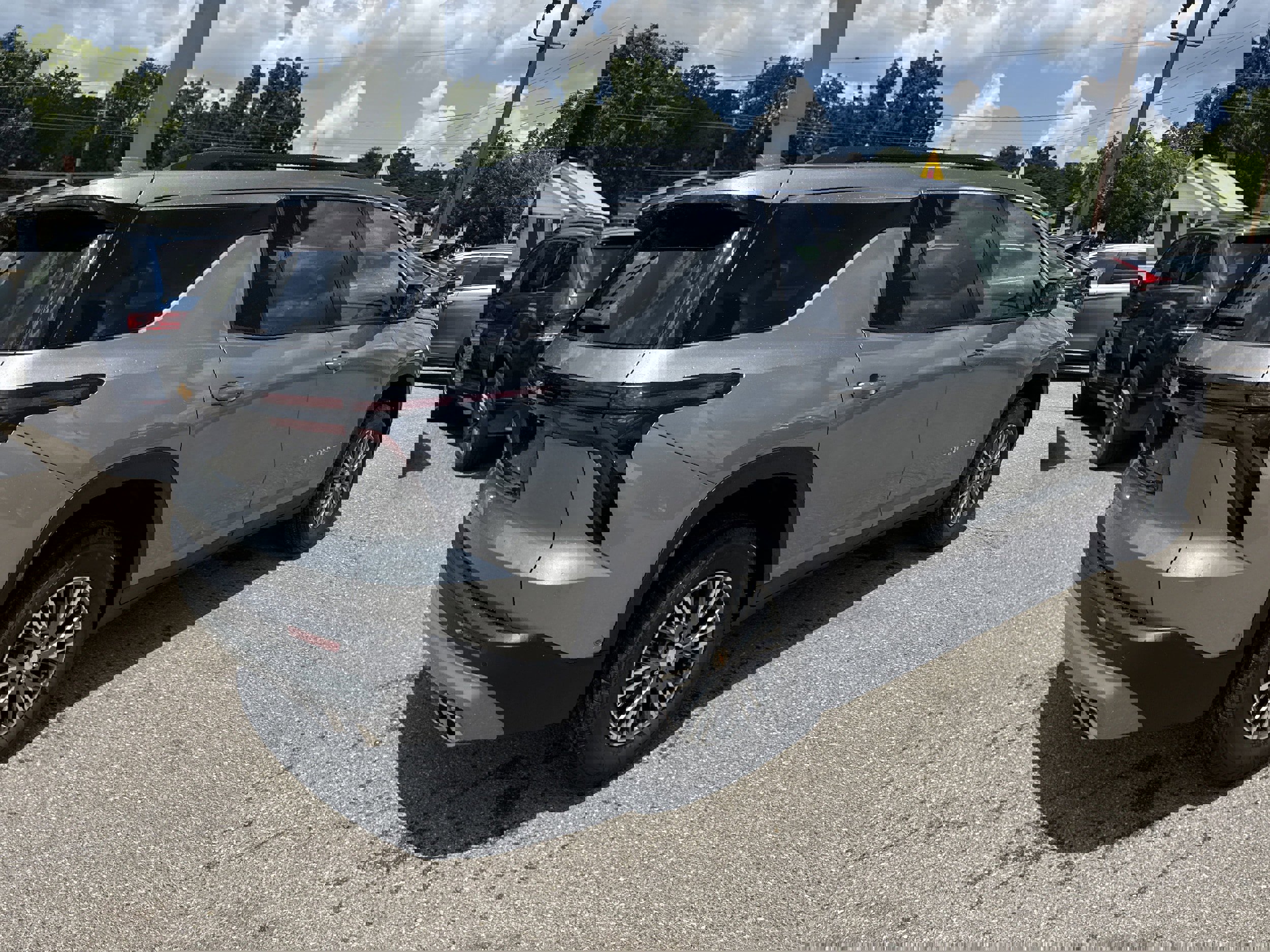 New 2026 Chevrolet Traverse LT w/ Enhanced Driving Package image 3