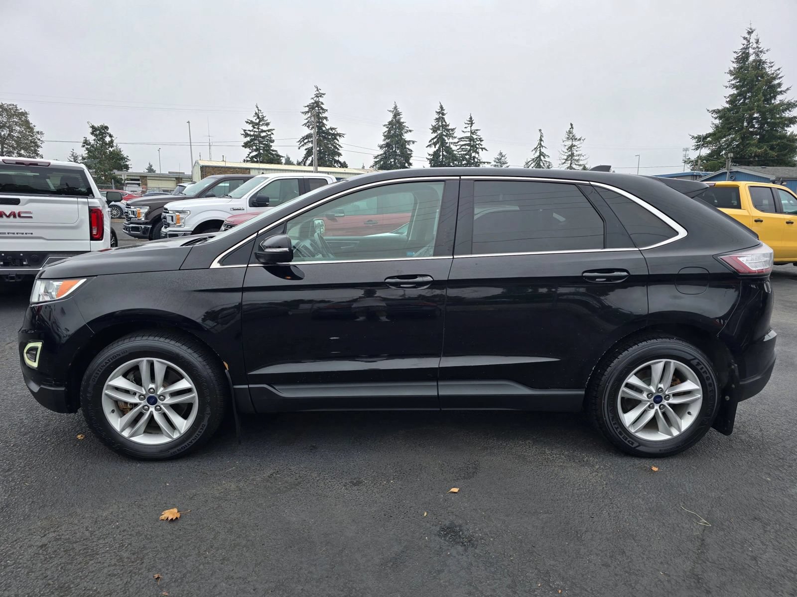 Used 2017 Ford Edge SEL w/ Utility Package AWD/4WD image 2