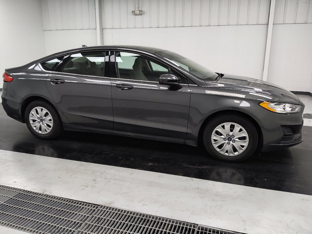 Used 2020 Ford Fusion S FWD image 11