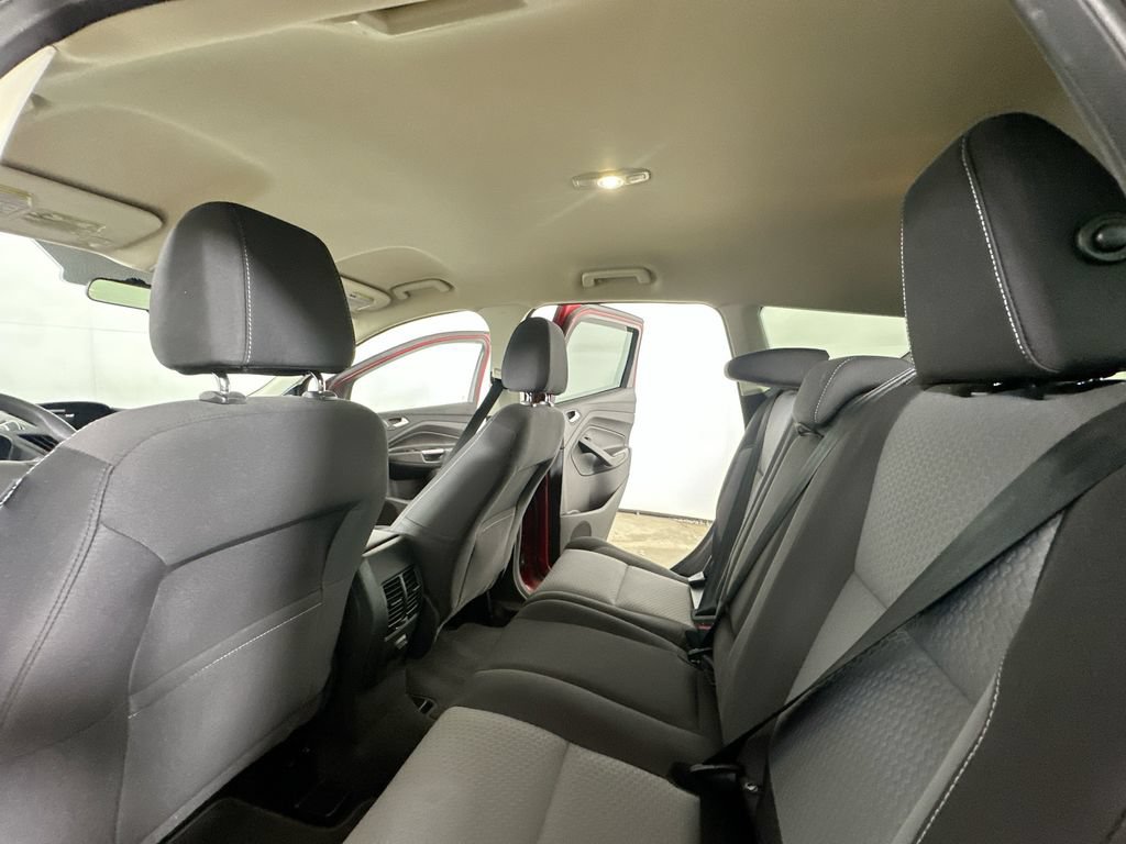 Used 2017 Ford Escape SE AWD/4WD image 13