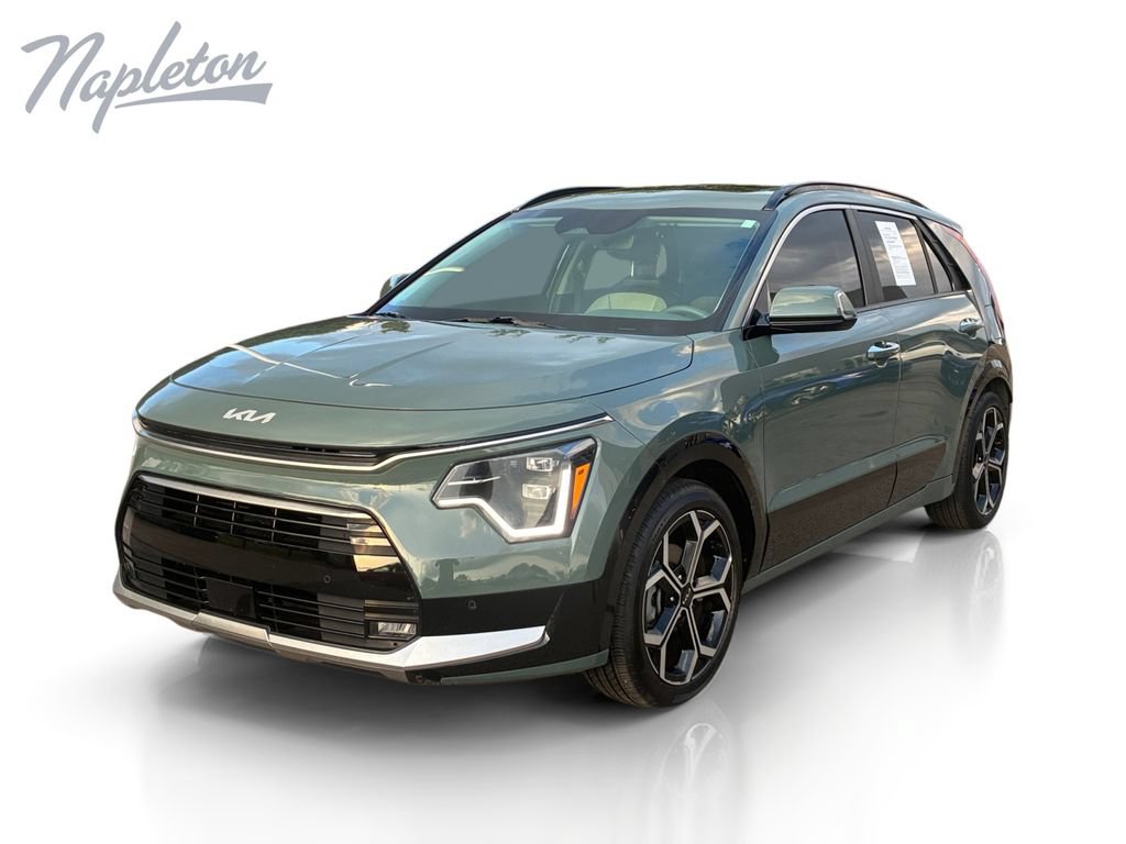 Used 2024 Kia Niro SX Touring
