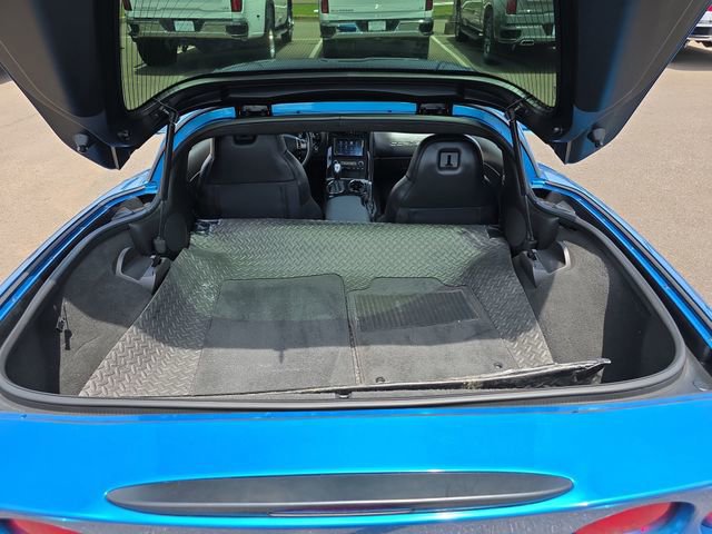 Used 2010 Chevrolet Corvette Coupe w/ 1LT RWD image 12