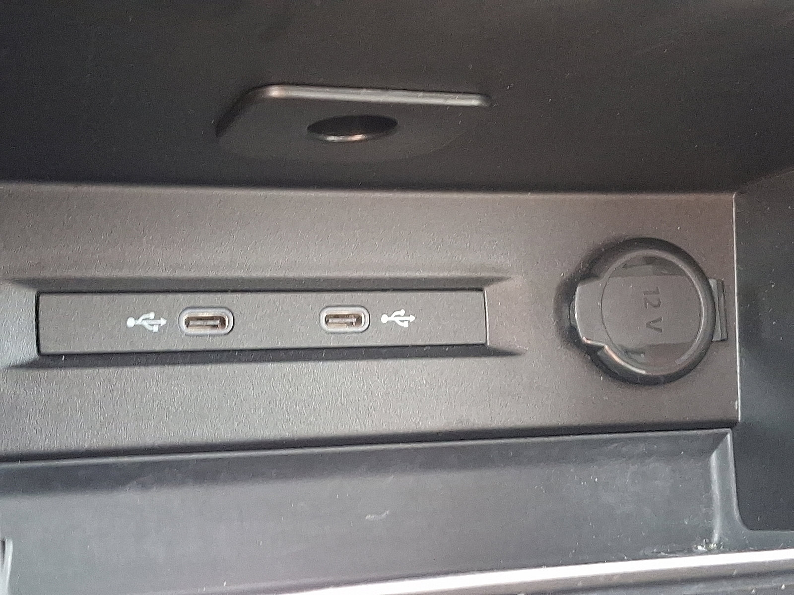 Certified 2024 Volkswagen Taos SE image 23